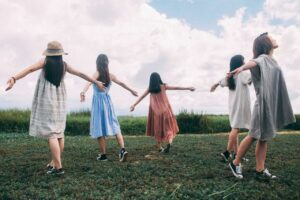 Thabet88 giải mơ thấy bạn cũ