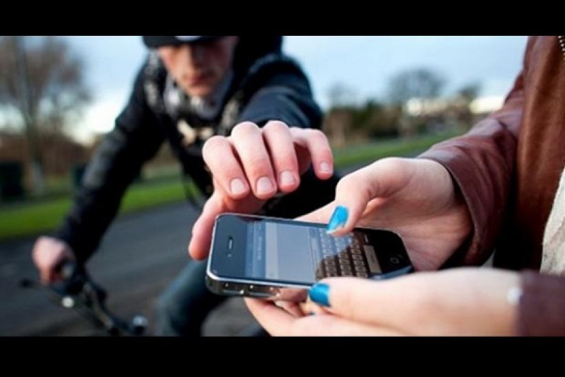 Thabet88 giải mã giấc mơ về điện thoại