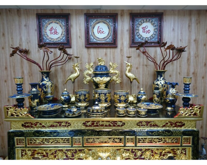 Nằm mơ thấy bàn thờ