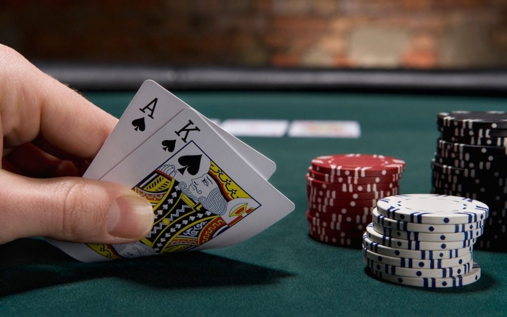 Poker tại nhà cái Net88 uy tín